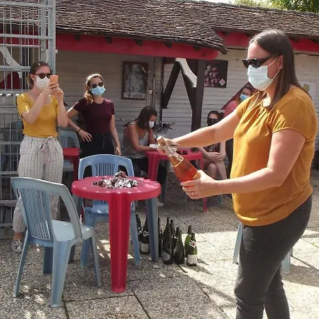 La Colline Aux Fustes 3* Meurville