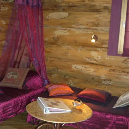 La Colline Aux Fustes Szálloda